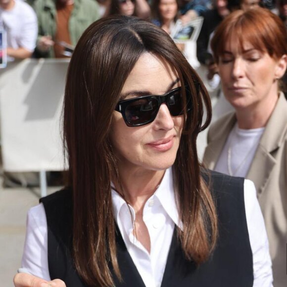 Saint Laurent SL402 008 Sunglasses Transparent Square Frame, Green Lenses - Picture 6 of 12